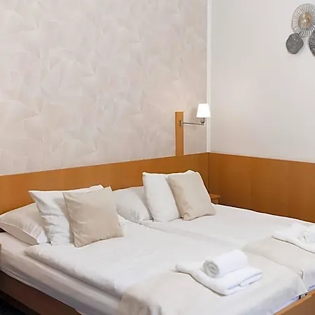 Hotel Apollon Litoměřice