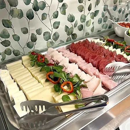 Apollon Hotel 3*